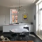 Rietveldhouse - Laurentplein 4 * גנט